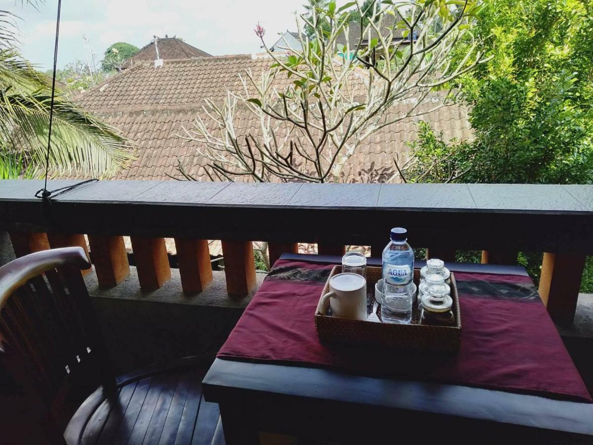 Prasanti Tempat Tidur & Sarapan