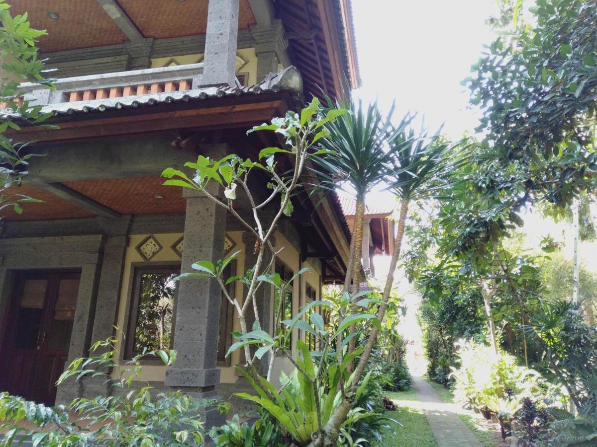 Prasanti Tempat Tidur & Sarapan 2*